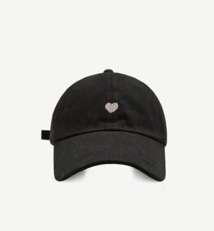 Gorra de cola de caballo con bordado de amor estilo preppy y medio topless